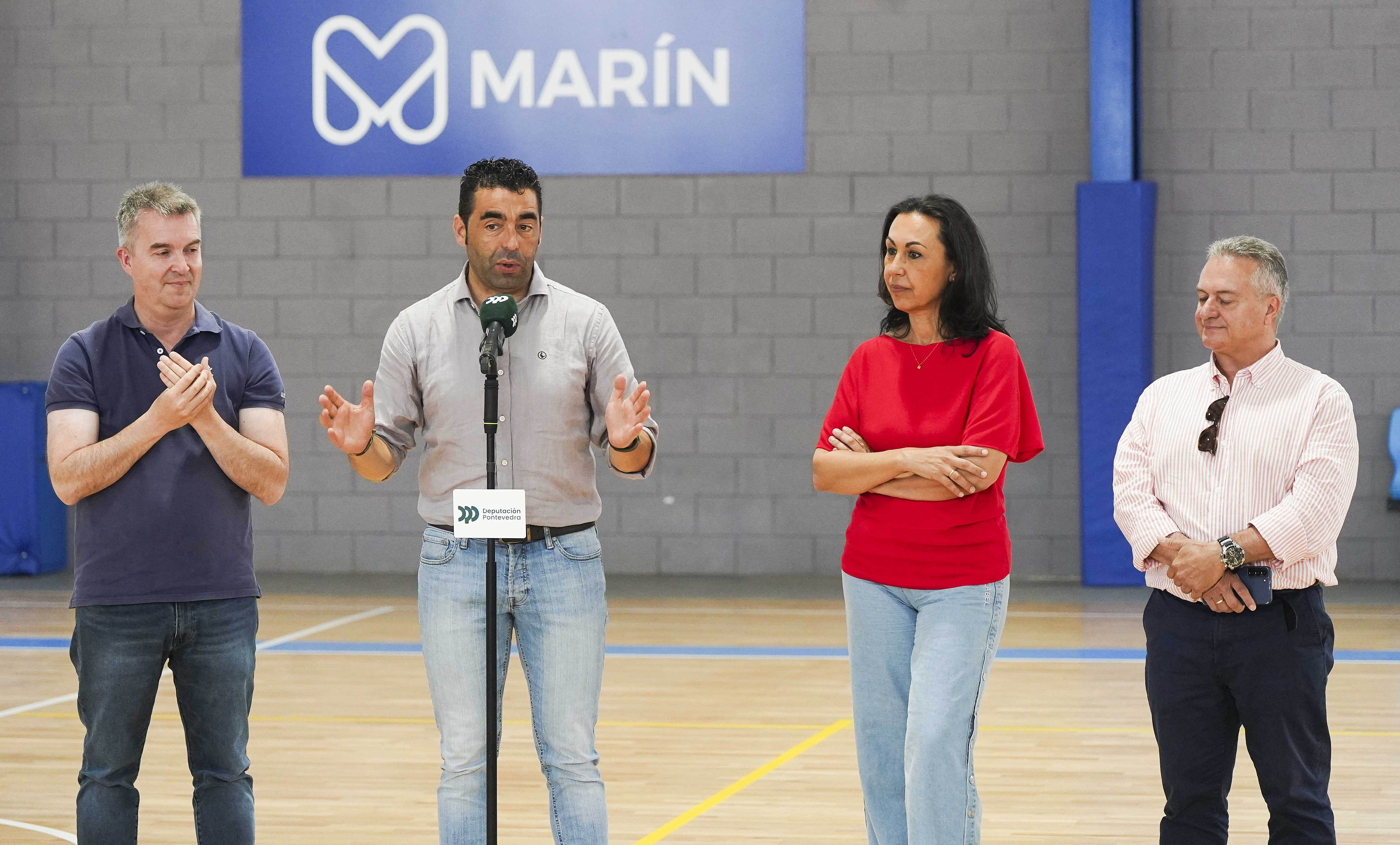 Marín reabre o pavillón do Sequelo tras unha renovación Marín reabre o pavillón do Sequelo tras unha renovación
