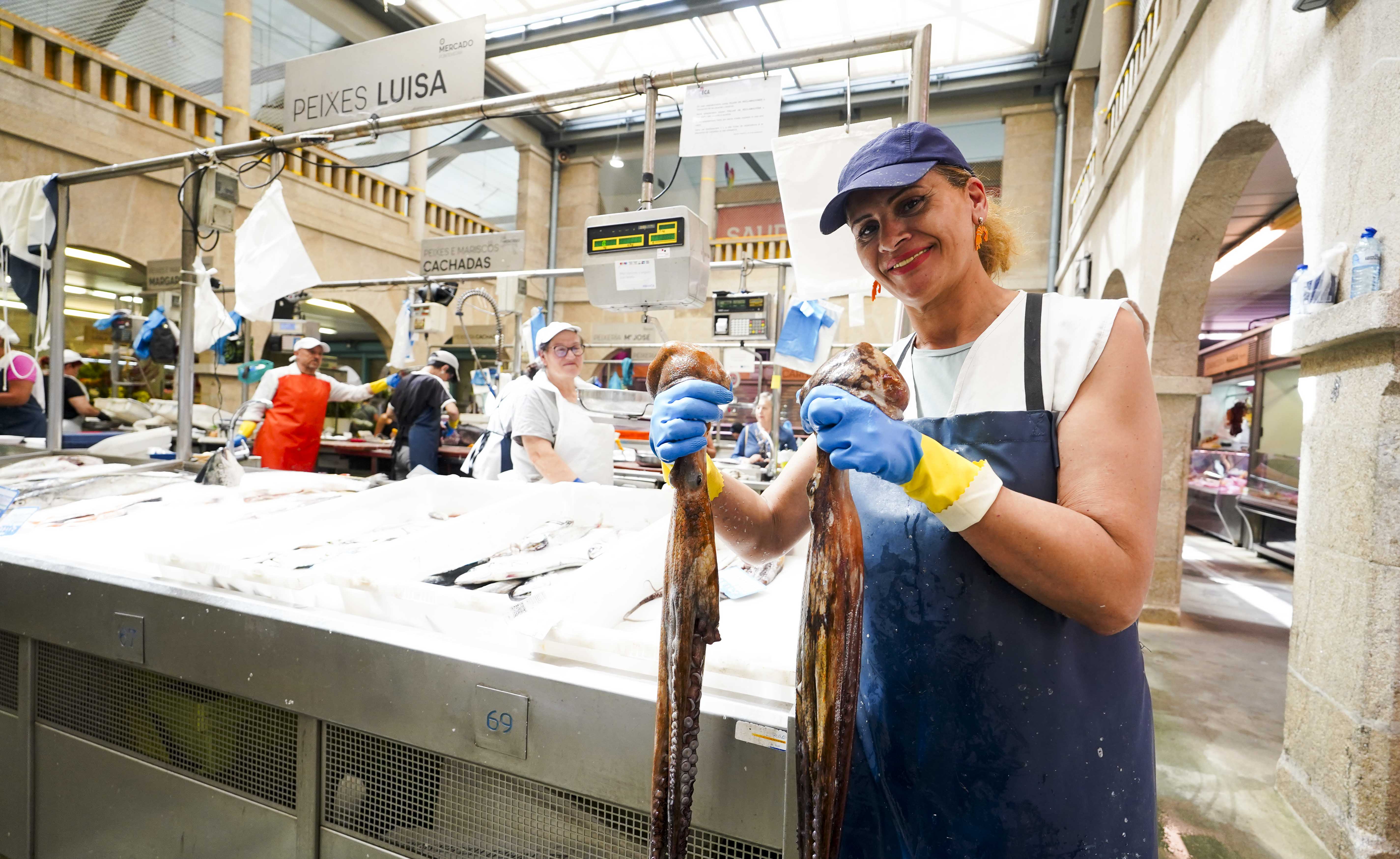 Empeza a campaña de polbo e nécora no mercado de Pontevedra
