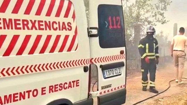 Intervención de Emerxencias Cambados no incendio en Tragove