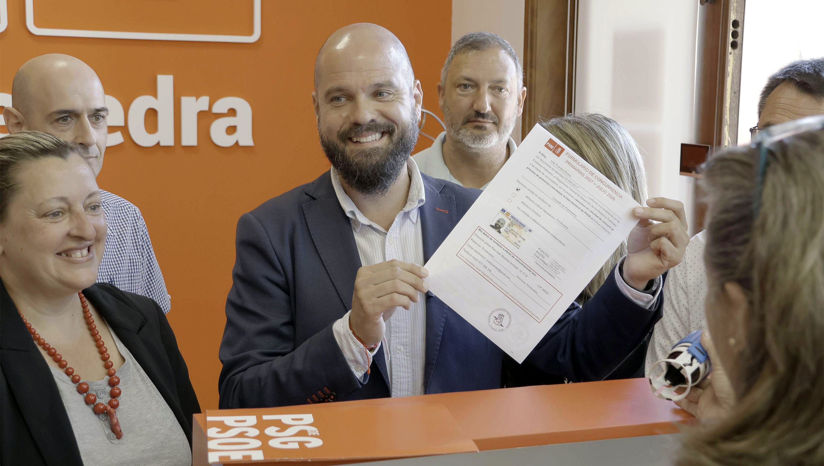 Iván Puentes presenta su candidatura para ser el cabeza de lista del PSOE a la Alcaldía de Pontevedra