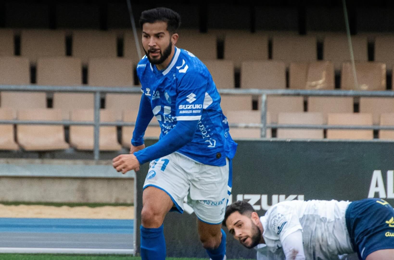 Ilias Charid, en un partido con el Xerez Deportivo