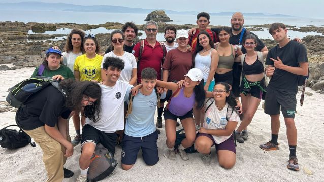 Campamento de voluntario ambiental en Ons Campamento de voluntario ambiental en Ons