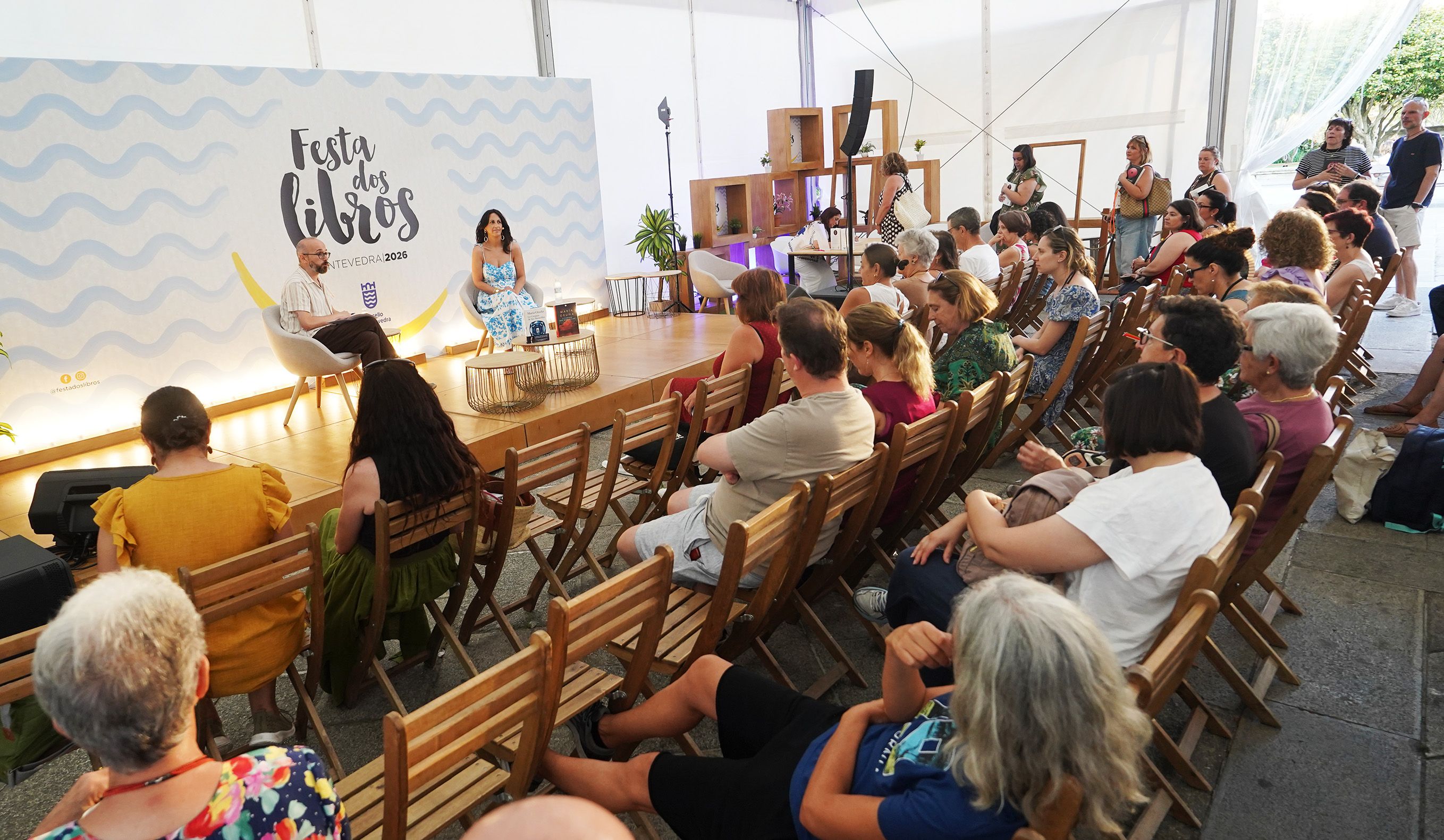 María Oruña, en la Festa dos Libros de Pontevedra María Oruña, en la Festa dos Libros de Pontevedra