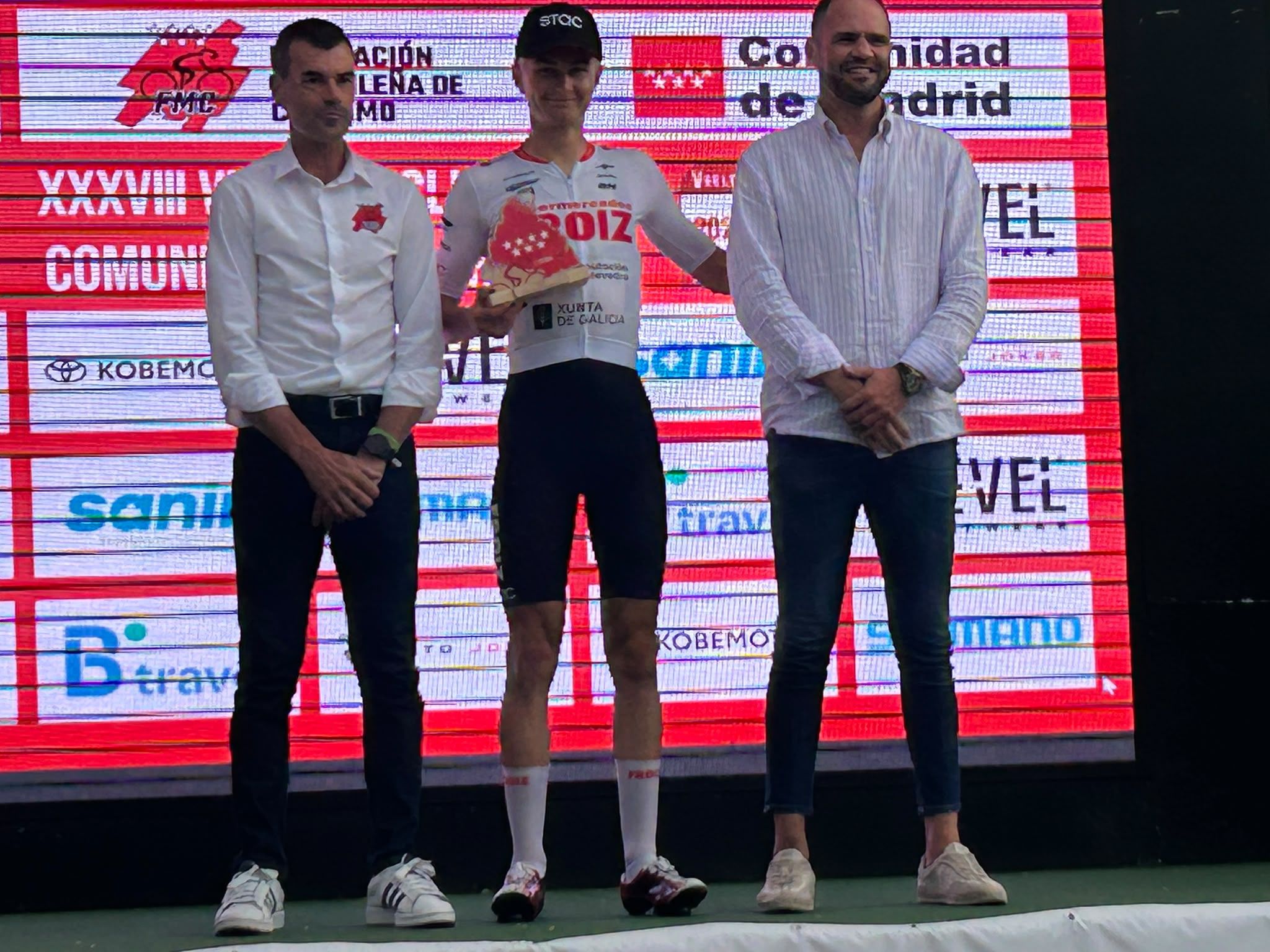 Mika Vijfvinkel, gañador da primeira etapa da Vuelta a Madrid 2026