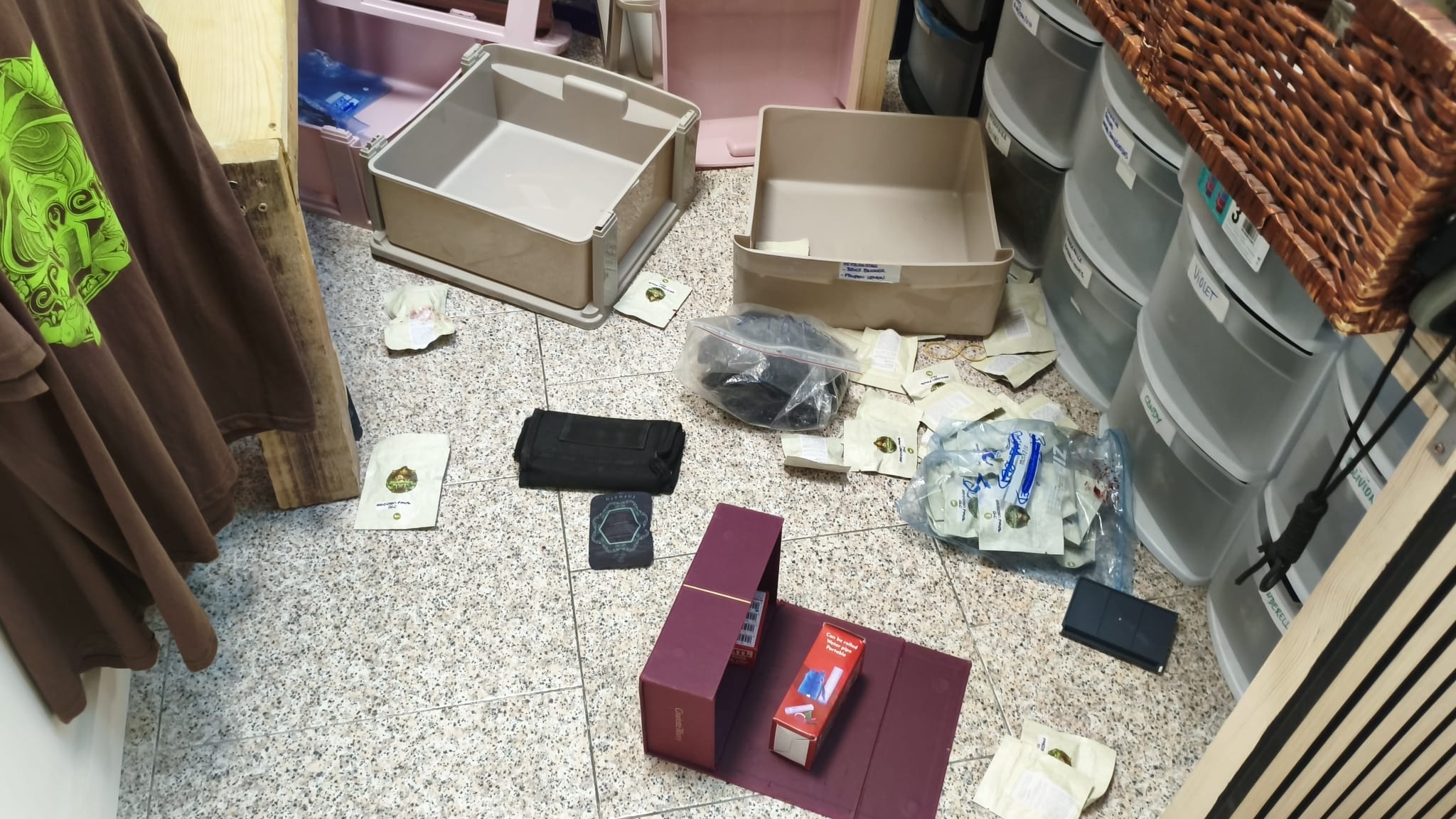 Estado de HerbaMeiga tras el segundo robo perpetrado en el local