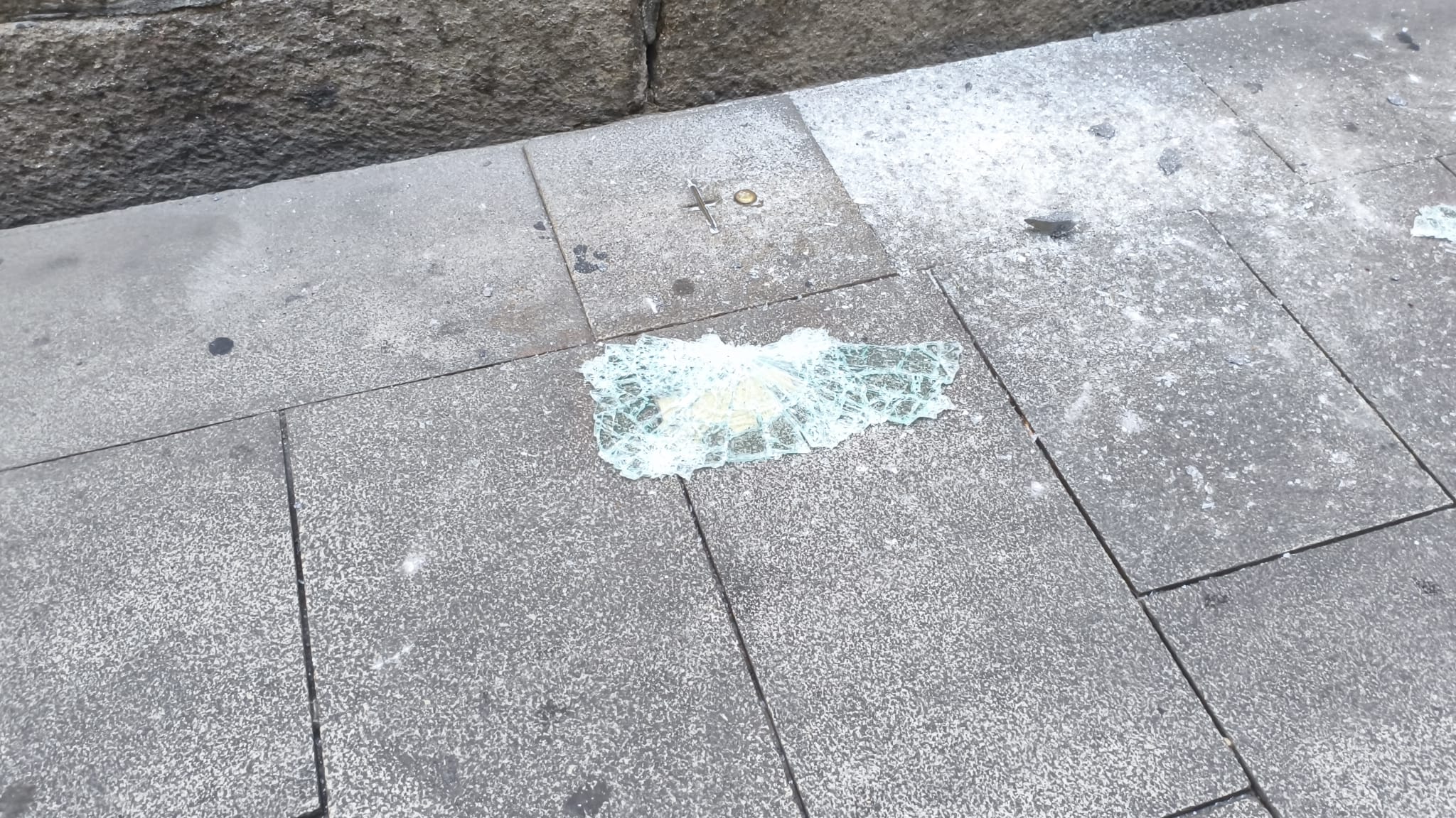Estado de HerbaMeiga tras el segundo robo perpetrado en el local