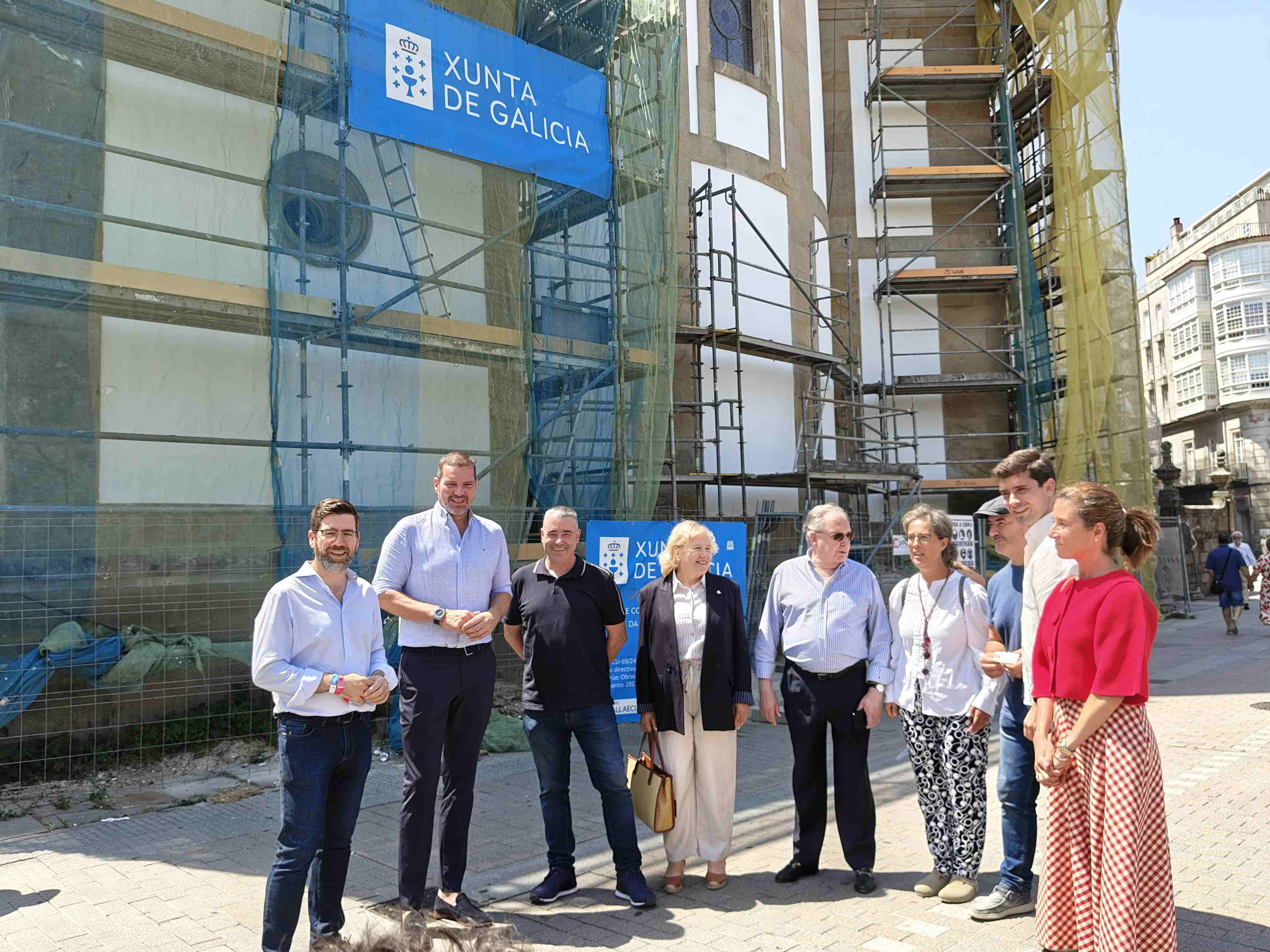 Visita do conselleiro de Cultura ao Santuario Virxe Peregrina