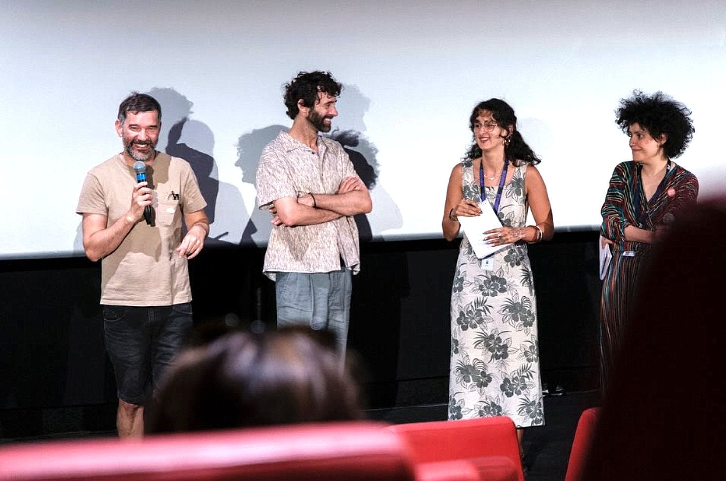 Ángel Santos nun dos pases de 'Así chegou a noite' no FID MARSEILLE