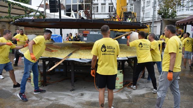 Elaboración de la tortilla gigante