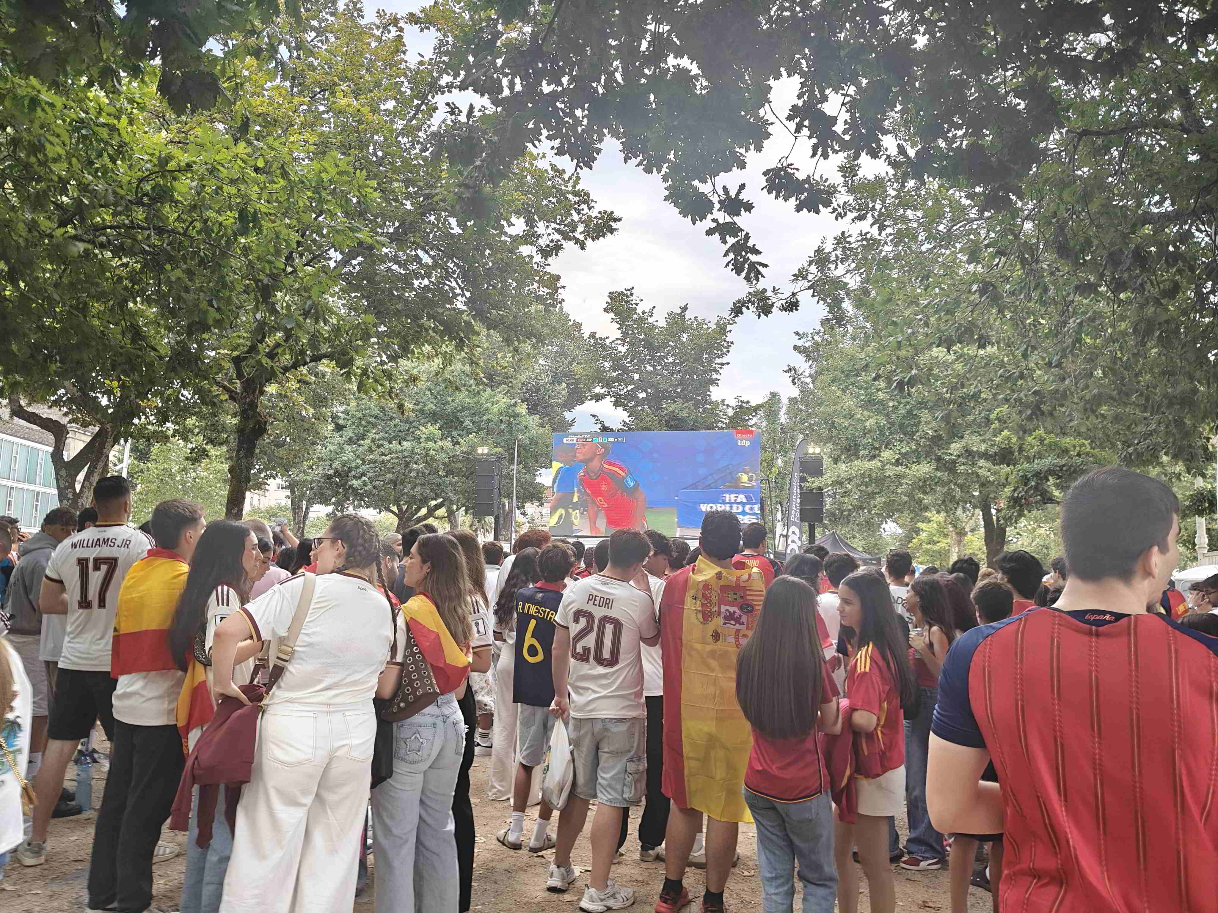 Público para ver o partido entre España e Francia do Mundial 2026