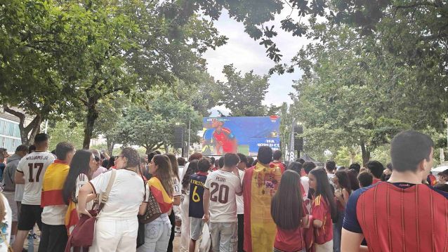 Público para ver o partido entre España e Francia do Mundial 2026
