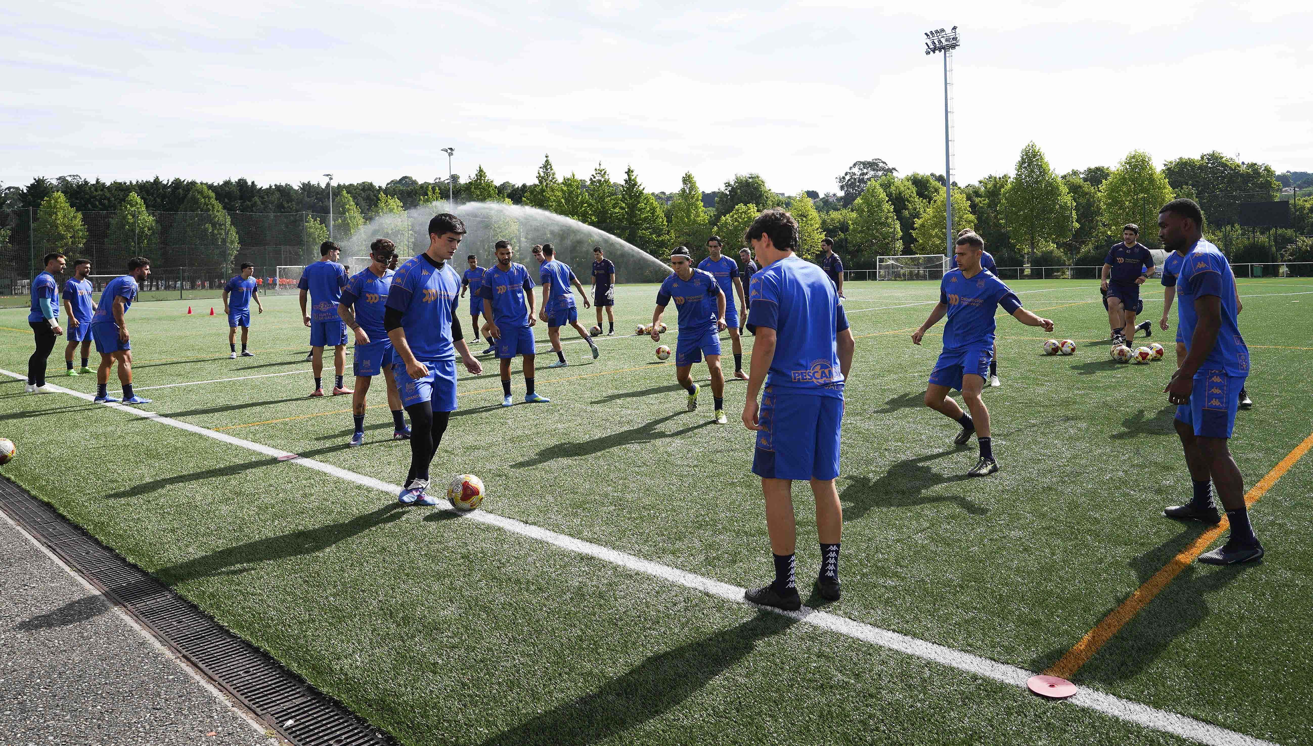 Primer entrenamiento de la temporada 26/27 del Pontevedra CF Primer entrenamiento de la temporada 26/27 del Pontevedra CF