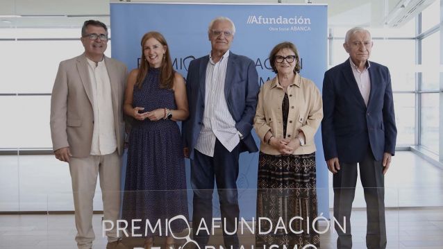 Jurado del Premio Fernández del Riego de periodismo Jurado del Premio Fernández del Riego de periodismo