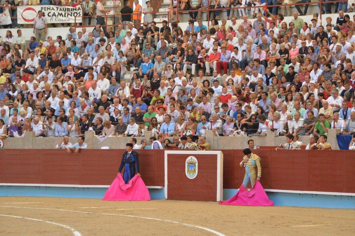 Primera corrida de la Feria Taurina 2015: Ponce, El Juli y Morante de la Puebla