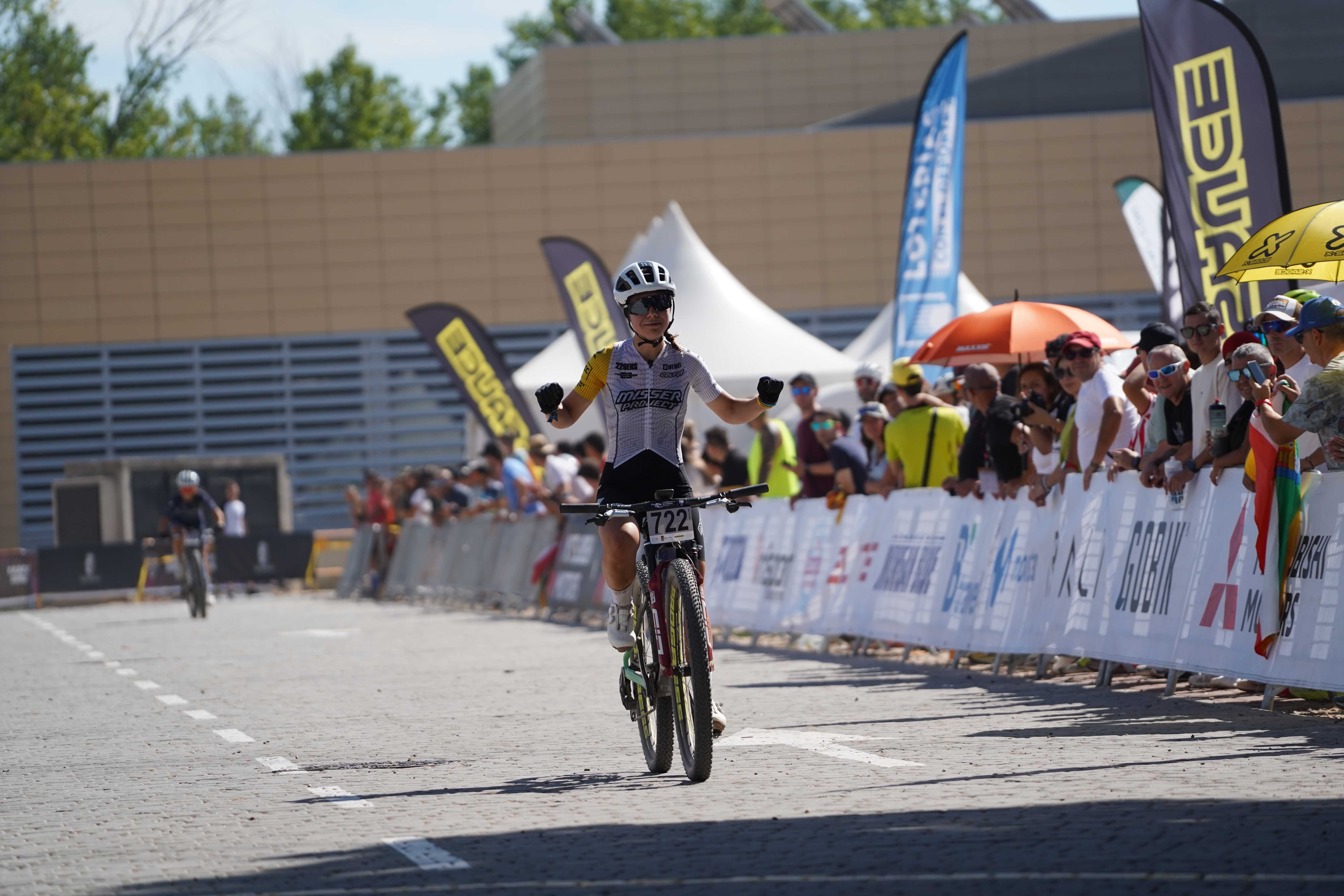 Lorena Patiño no Campionato de España de XCO