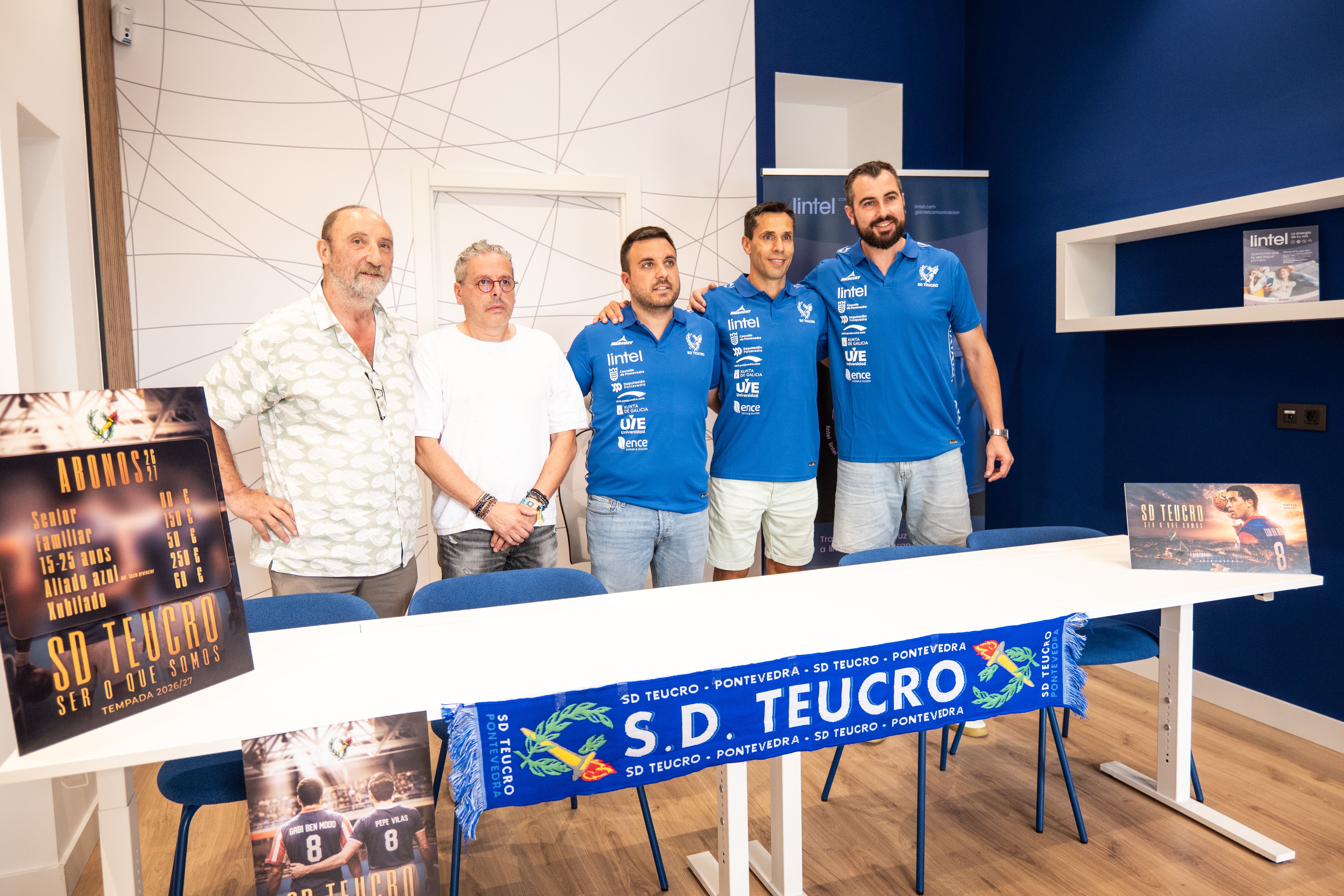 Presentación do corpo técnico da SD Teucro para a tempada 26/27