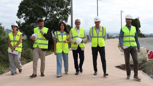 Visita da conselleira á instalación dunha pasarela en Mollavao Visita da conselleira á instalación dunha pasarela en Mollavao