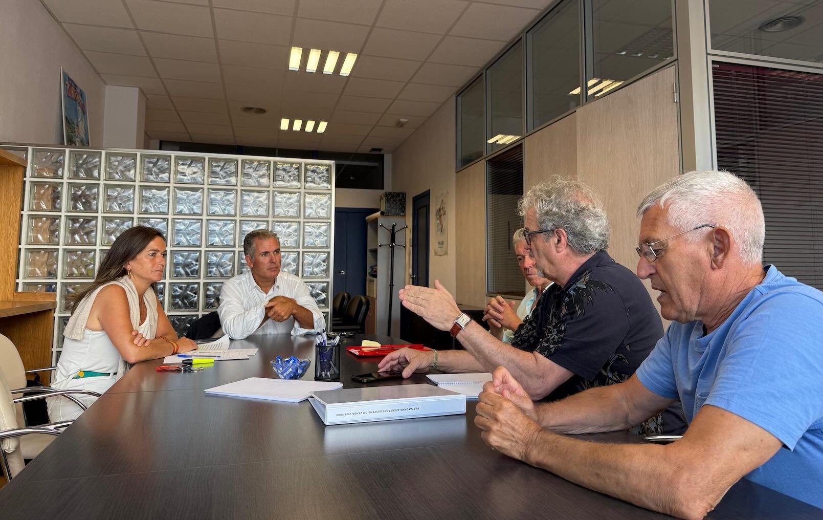 Reunión del PP con los arrendatarios de viviendas militares