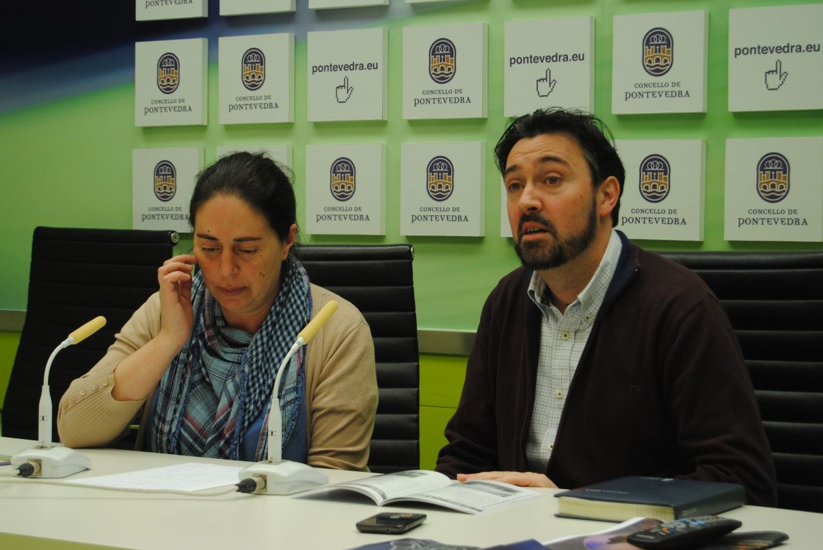 Anxos Riveiro y el director del Conservatorio Manuel Quiroga, Luis Costa