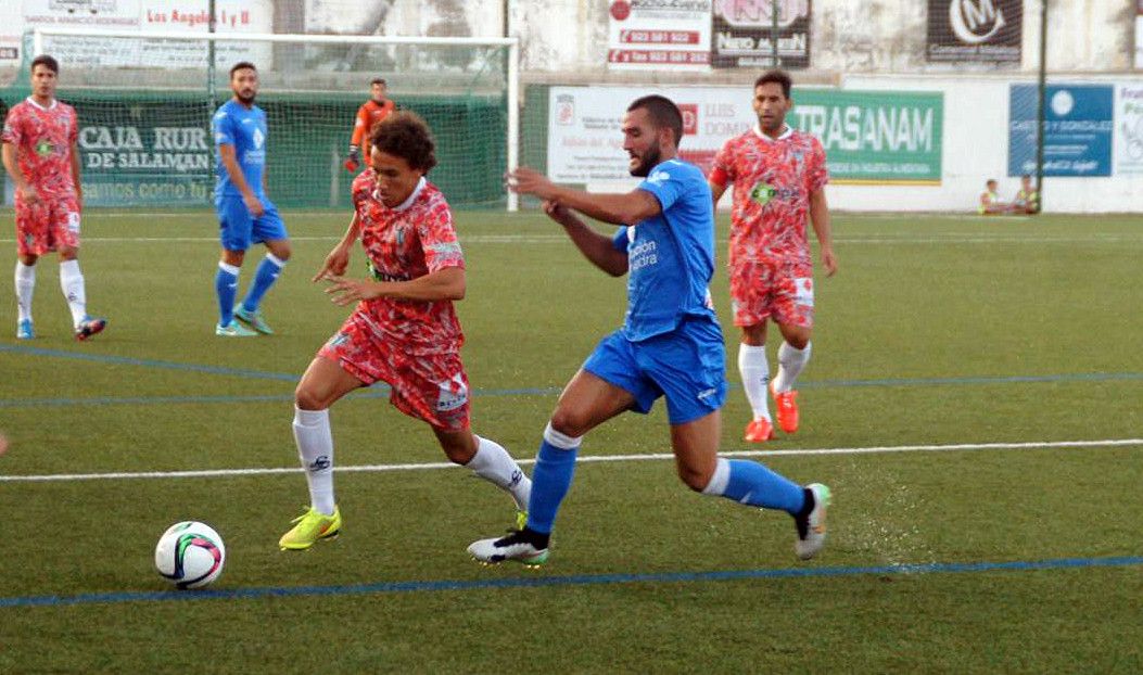 Partido de Copa del Rey entre Guijuelo y Pontevedra Partido de Copa del Rey entre Guijuelo y Pontevedra