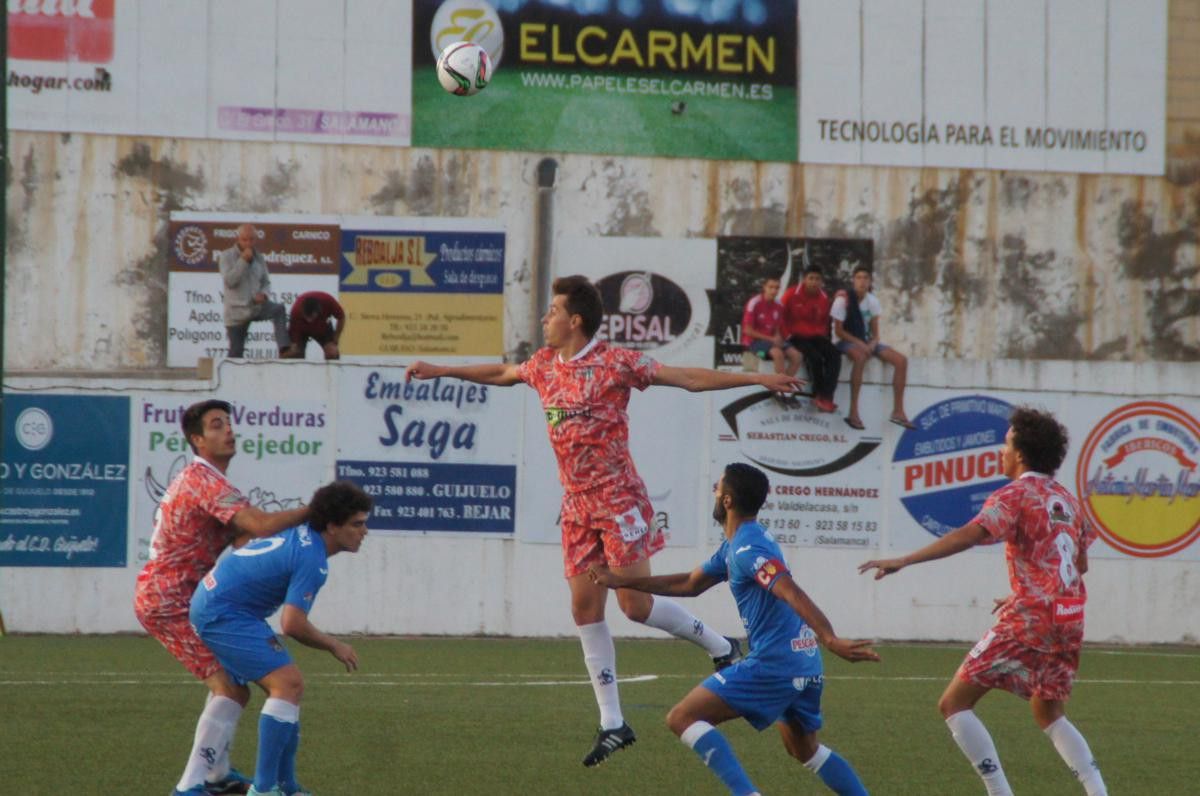 Partido de Copa del Rey entre Guijuelo y Pontevedra