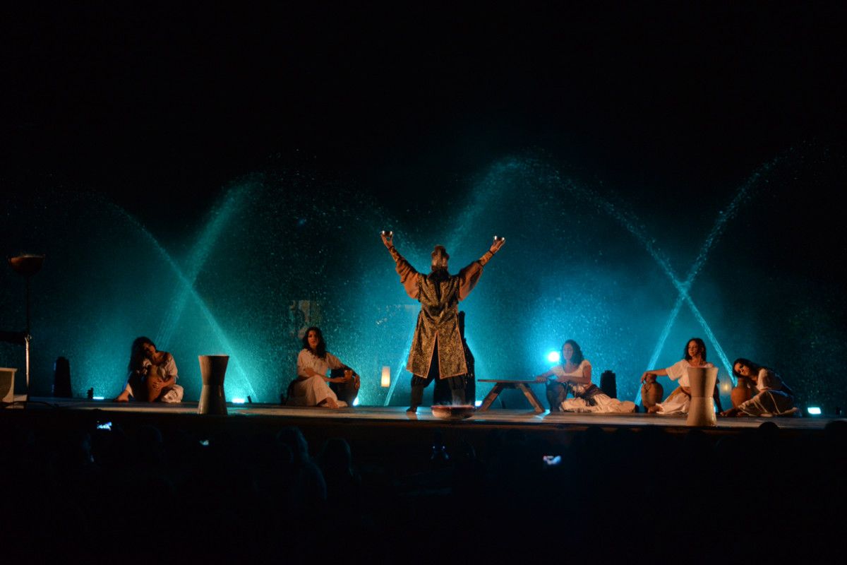 Espectáculo inicial de la Feira Franca 2015 Espectáculo inicial de la Feira Franca 2015