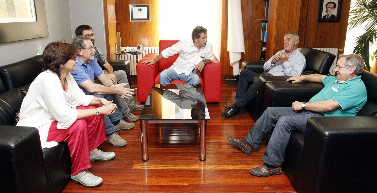 Reunión en el Concello con la APDR y Vaipolorío