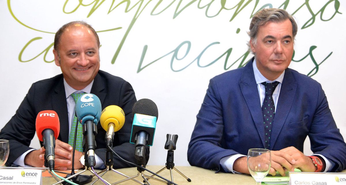 Antonio Casal, director de Ence Pontevedra, y Carlos Casas, jefe de Calidad y Medio Ambiente