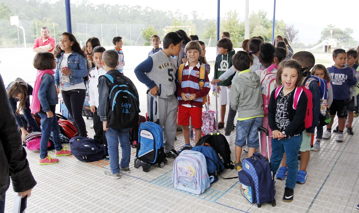 Inicio do curso escolar 2015-2016 no colexio de Marcón