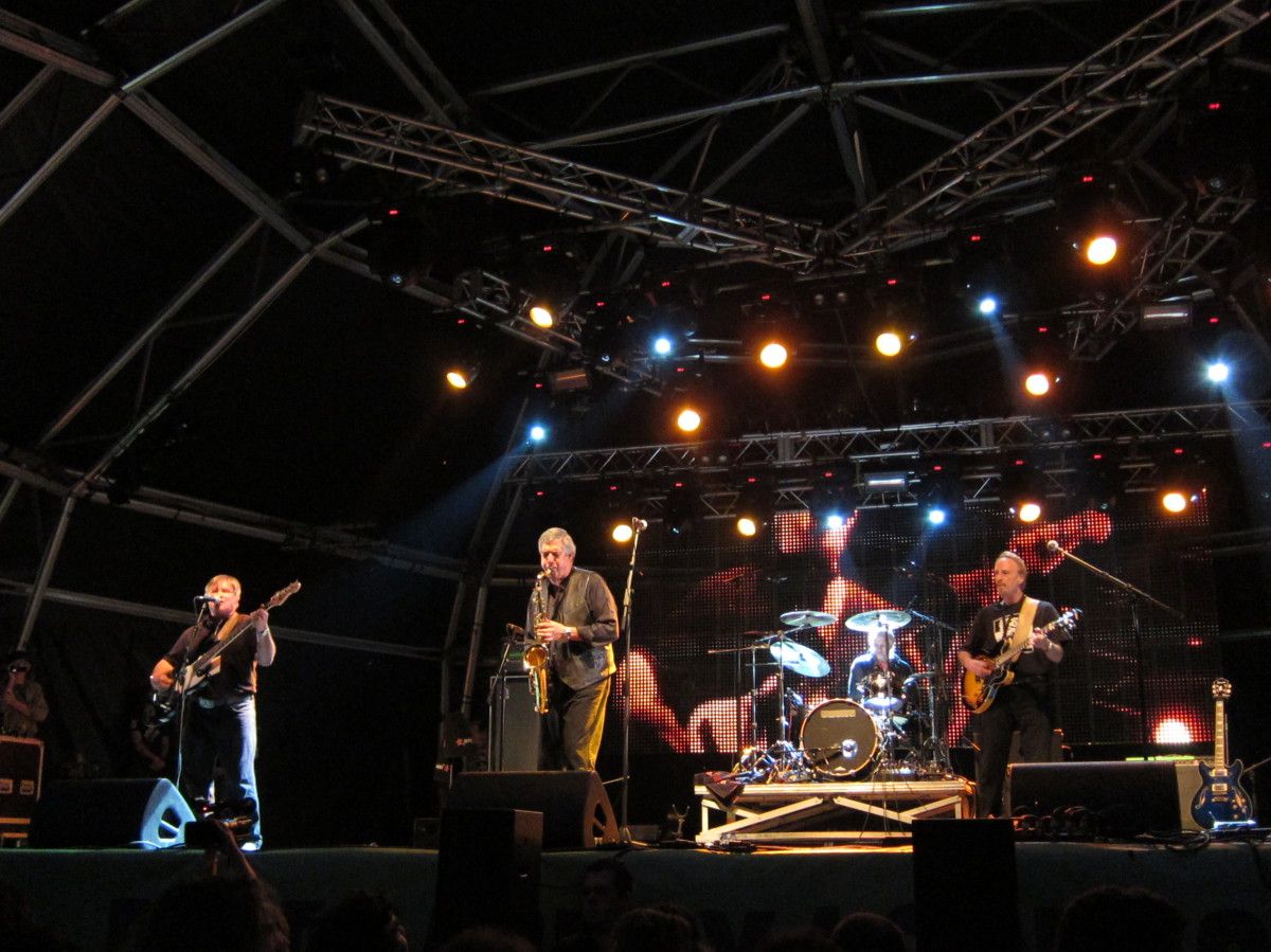 The Sonics, en su concierto en el festival Cultura Quente 2010