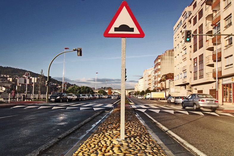 Lombos instalados na avenida das Corbaceiras