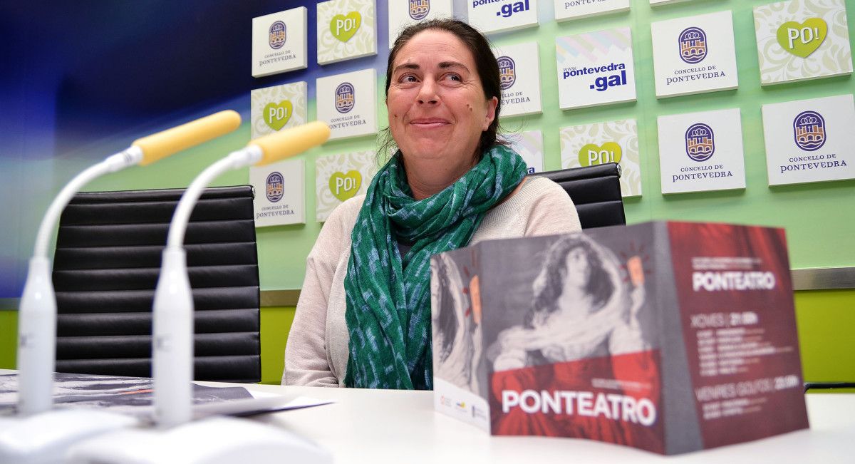 La concejala de Cultura, Anxos Riveiro, presenta Ponteatro
