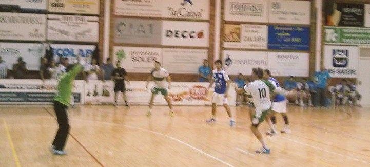 Partido entre Handbol Bordils e Cisne