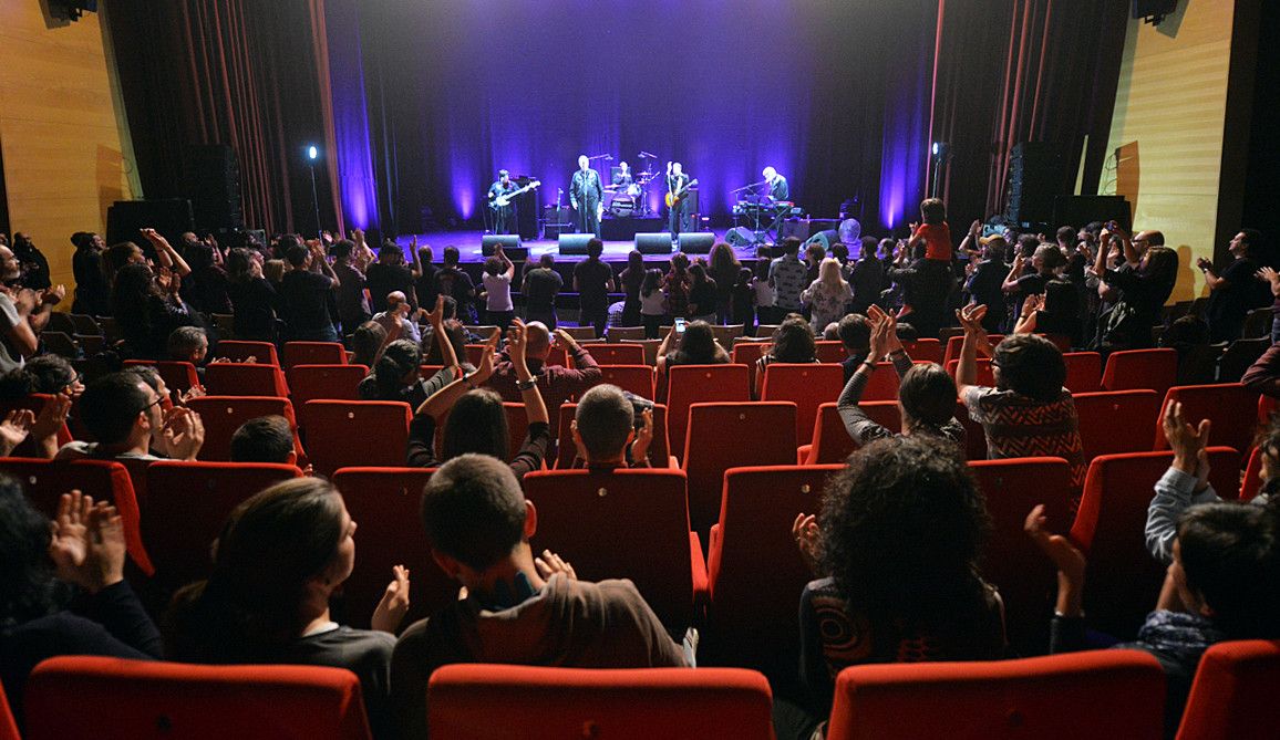 Concierto de The Sonics + The Soul Jacket en el Pazo da Cultura