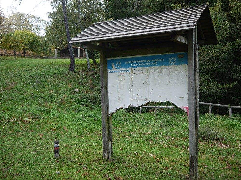 Abandono no parque da Lagoa de Castiñeiras