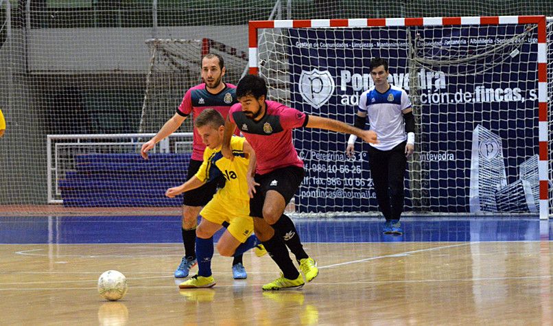 Partido entre Leis e Universidad de Valladolid no Municipal