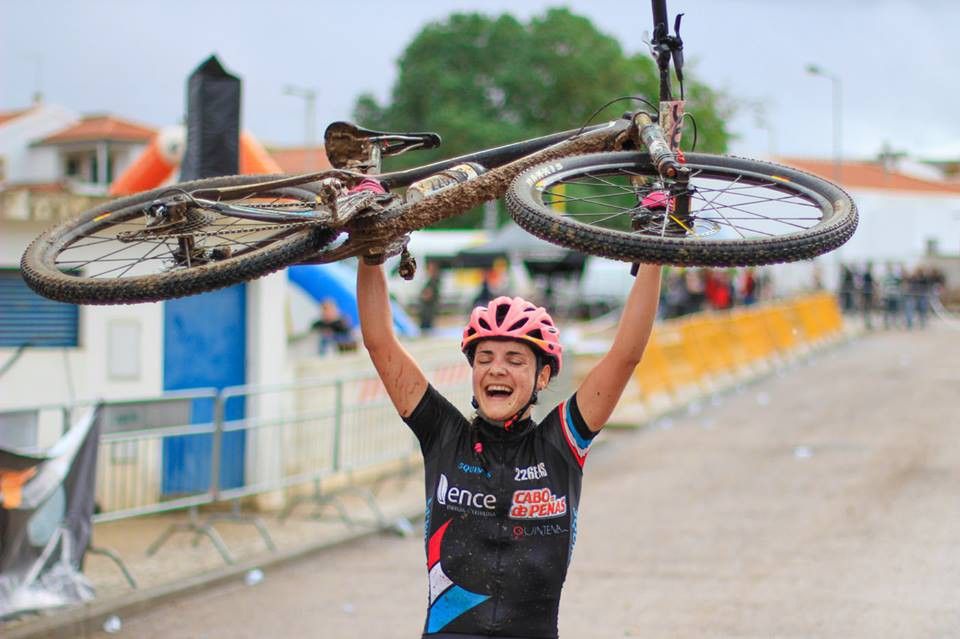 Lucía Vázquez tras ganar su segunda Taça de Portugal