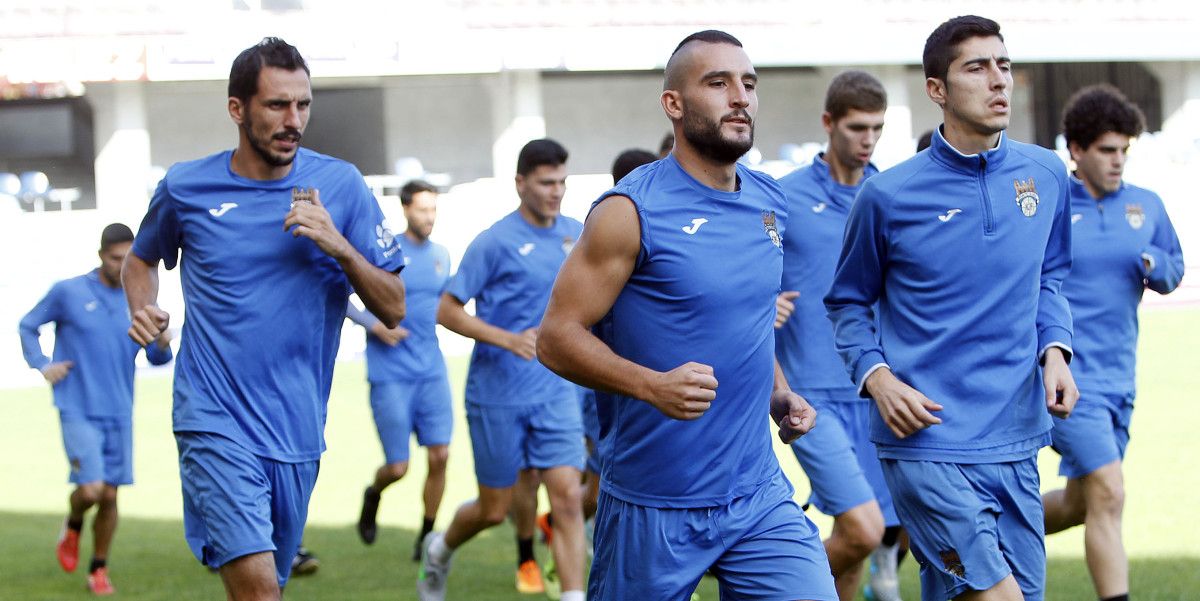 Entrenamiento del Pontevedra en Pasarón Entrenamiento del Pontevedra en Pasarón