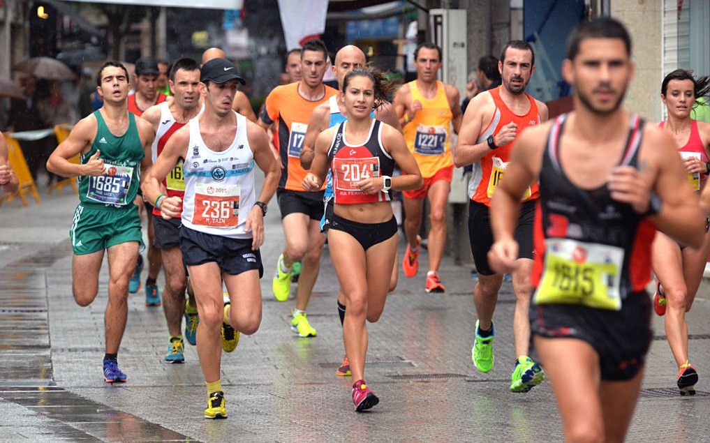 Participantes en el XX Medio Maratón Cidade de Pontevedra