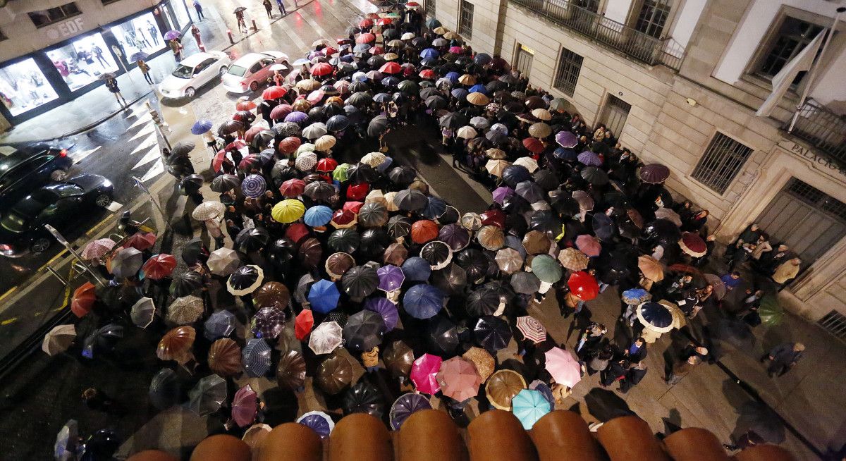 Concentración en Pontevedra polo asasinato machista de Conchi Reguera