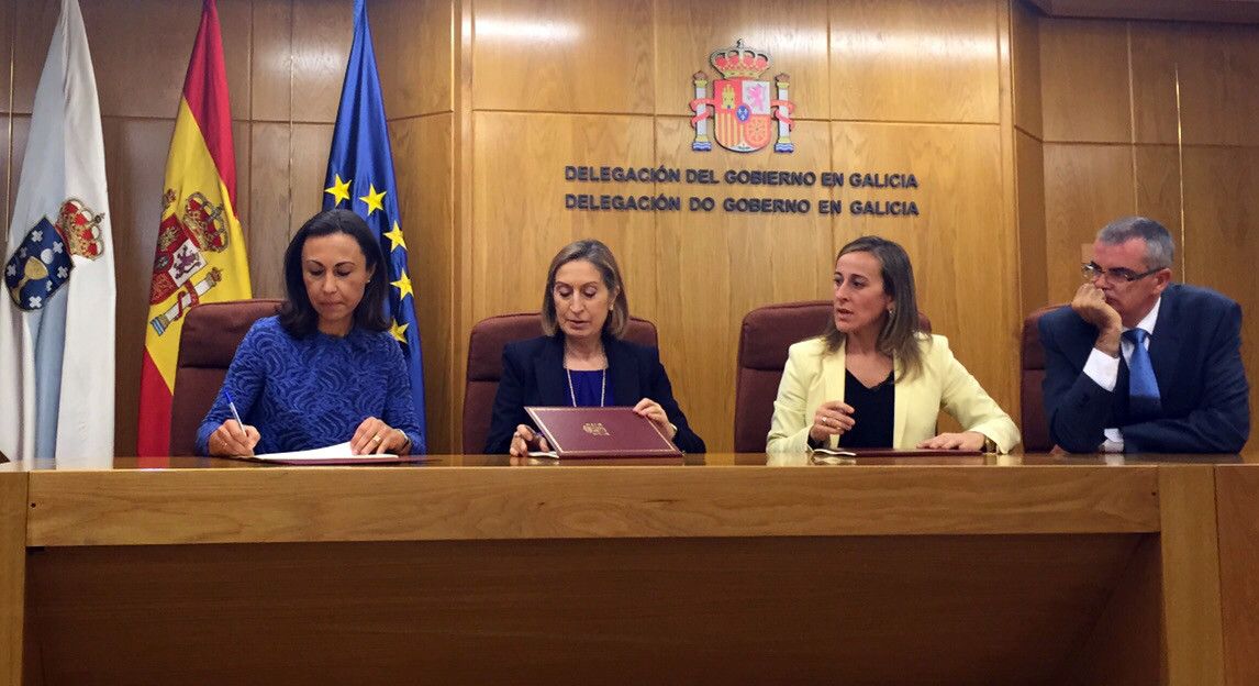 Sinatura co Concello de Marín