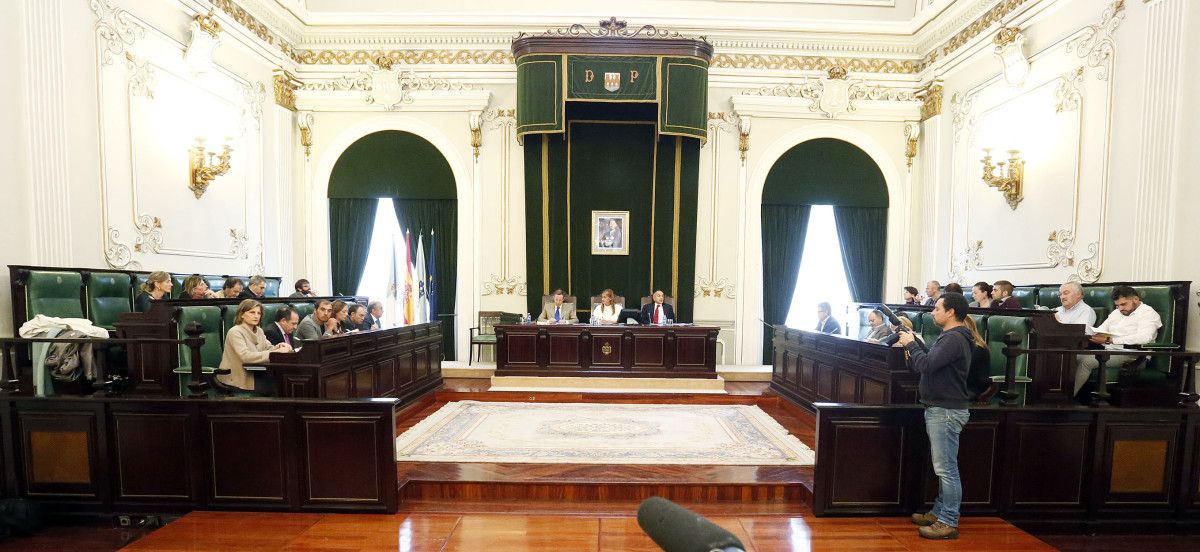 Pleno extraordinario da Deputación do mes de outubro