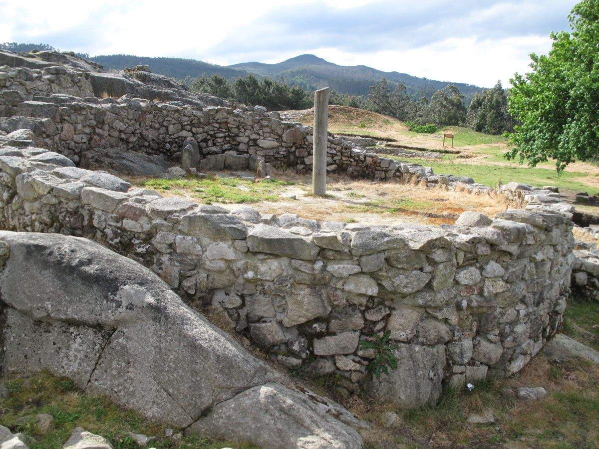 Xacemento castrexo de Castrolandín (Cuntis) Xacemento castrexo de Castrolandín (Cuntis)