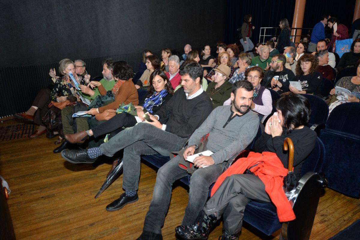 Ponteatro: 'Bobas & Galegas' de Mofa e Befa en el Teatro Principal