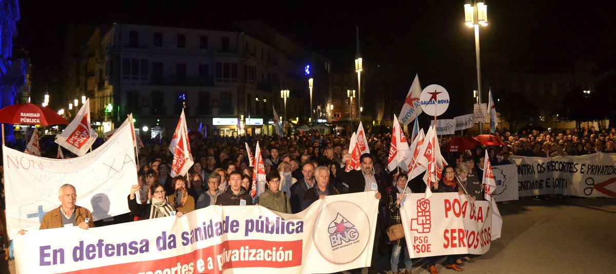 Manifestación convocada por SOS Sanidade Pública