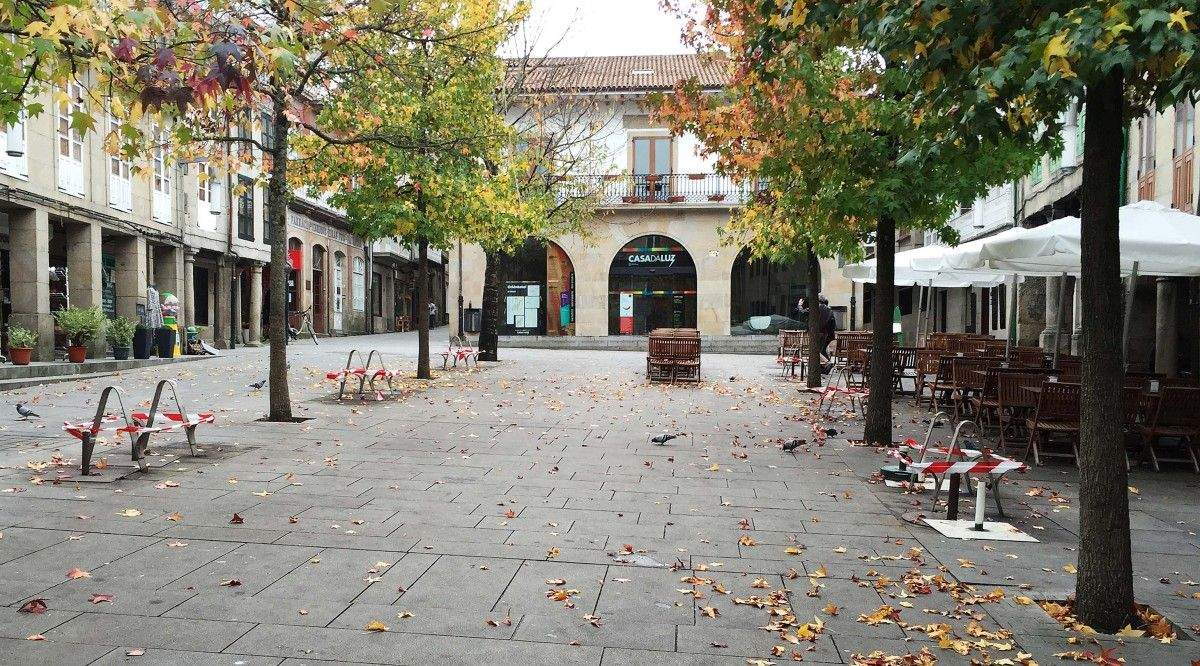 La Plaza de la Verdura, sin bancos