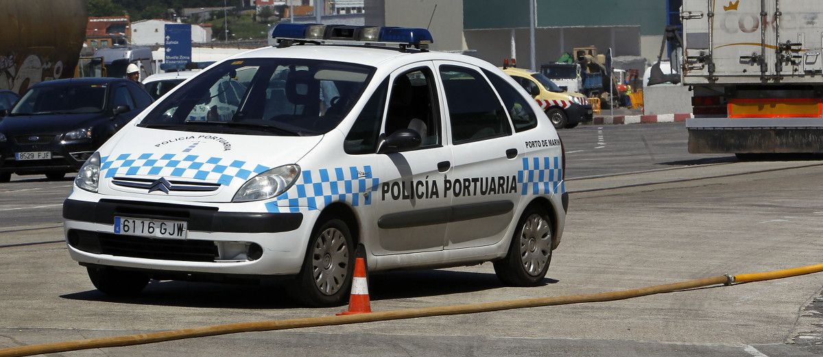 Policía portuaria do Porto de Marín