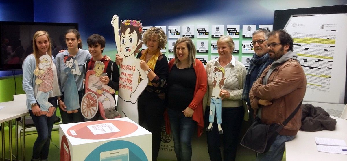 Presentación de la programación de actos para el 25 de Noviembre de 2015 en Pontevedra