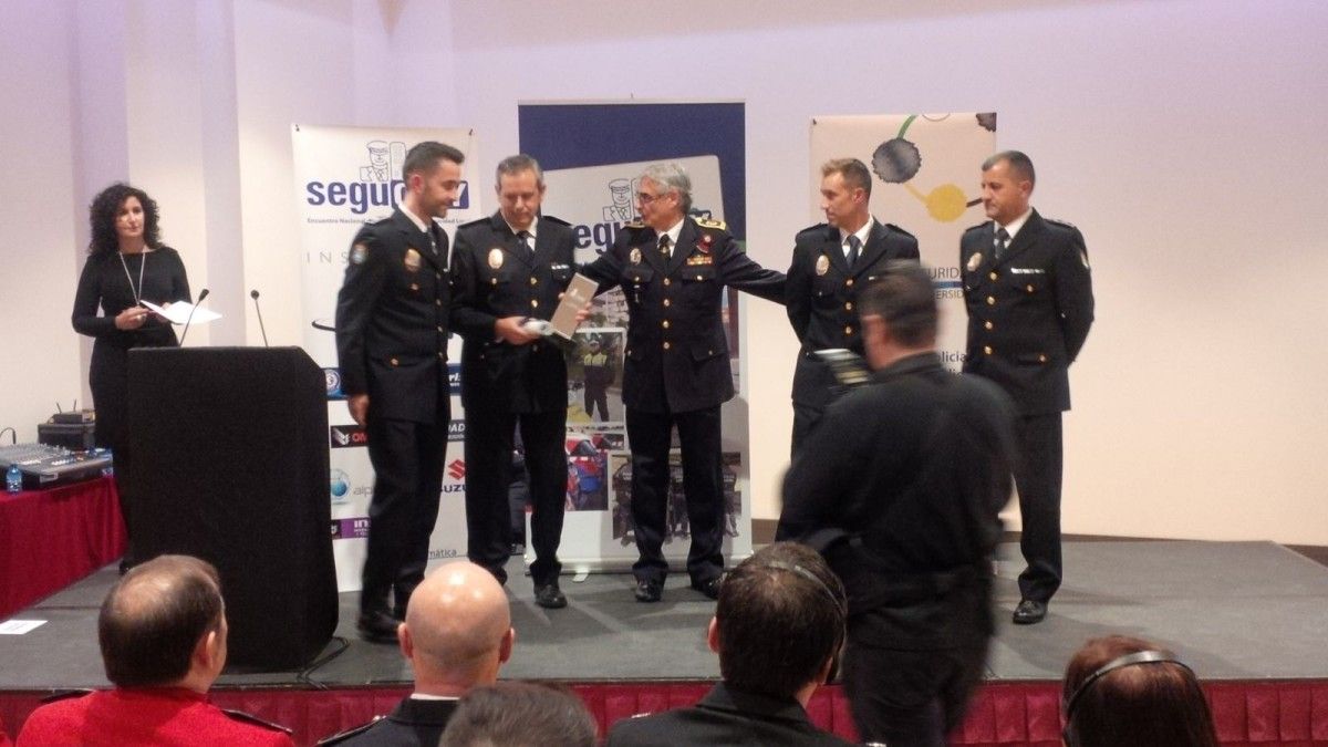 Entrega del premio a las buenas prácticas de la Unión Nacional de Jefes y Directivos de la Policía Local