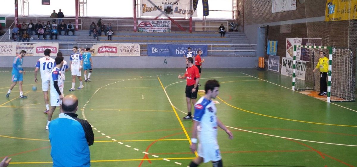 Partido entre Palma del Río e Cisne no El Pandero